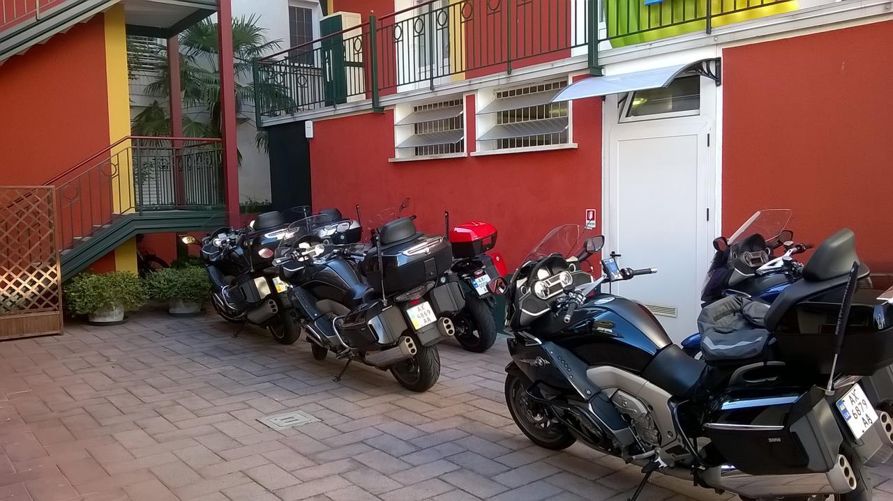 Villa Romana Lignano Sabbiadoro Buitenkant foto